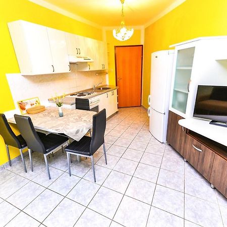Apartments Hope Novalja Ngoại thất bức ảnh