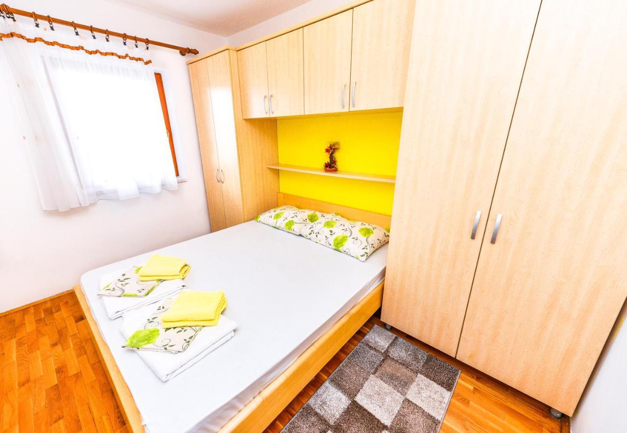 Apartments Hope Novalja Ngoại thất bức ảnh