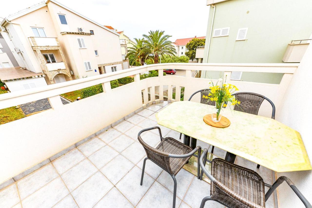 Apartments Hope Novalja Ngoại thất bức ảnh