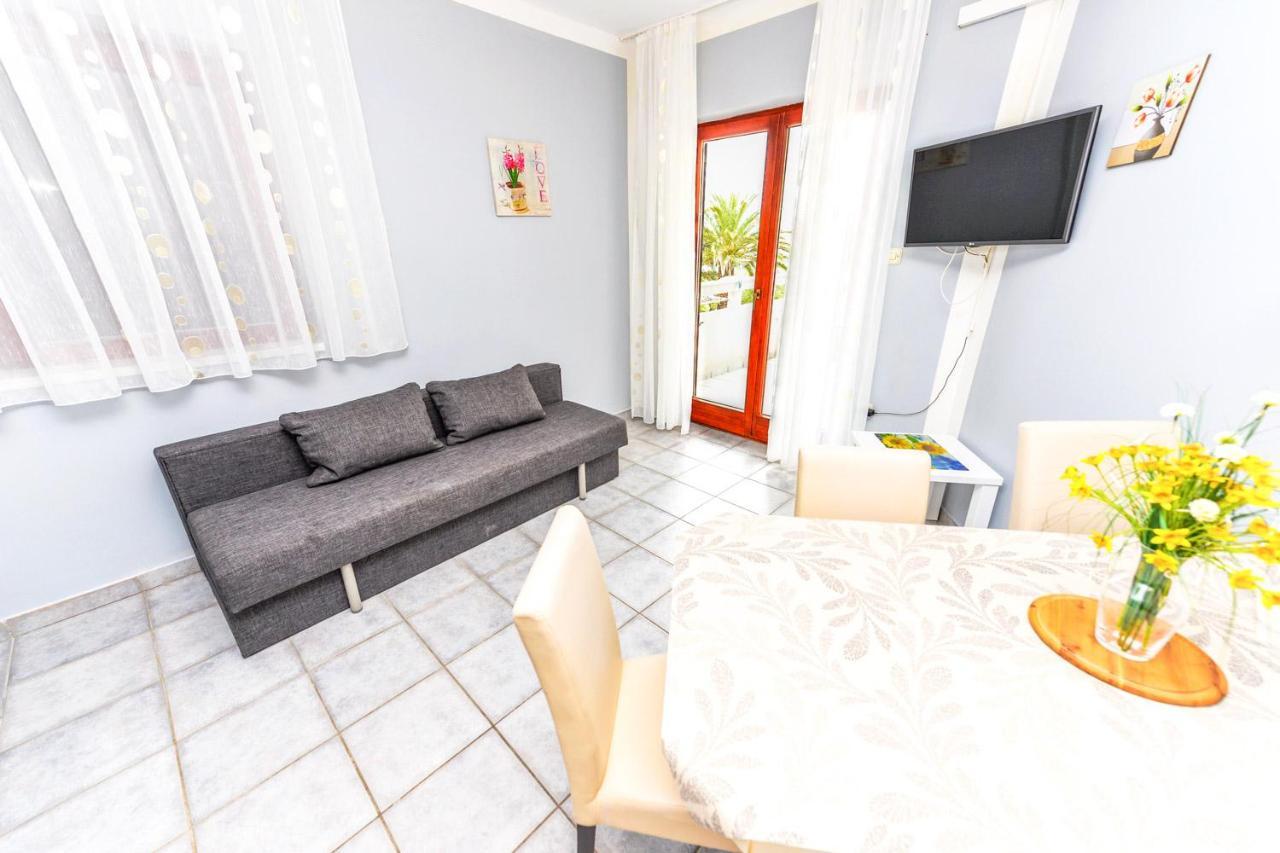 Apartments Hope Novalja Ngoại thất bức ảnh